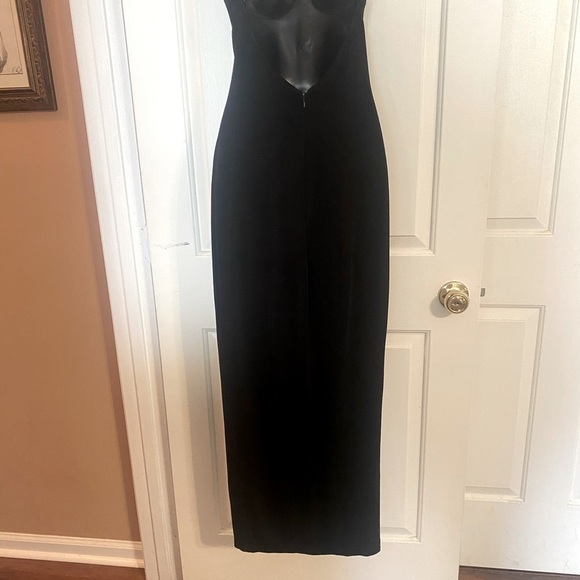 “CACHE” Curvy Rhinestone Evening Dress - Picture 8 of 15